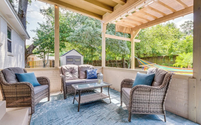 Pet-friendly Pensacola Home w/ Sunny Backyard!