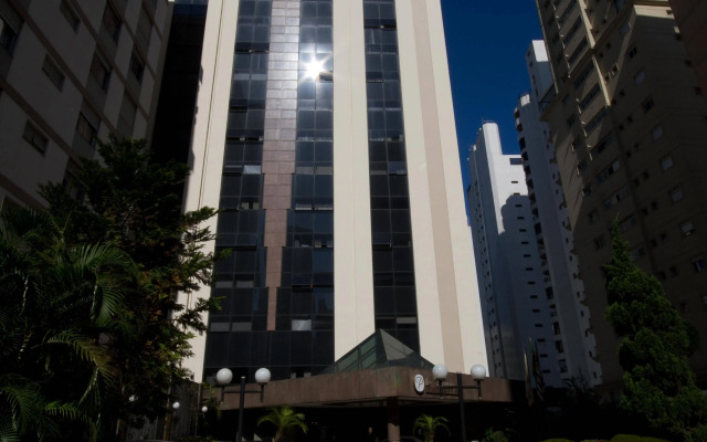 Le Premier Suites