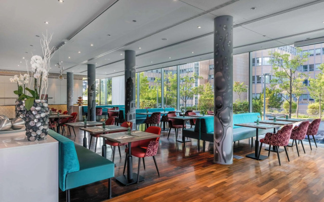 DoubleTree by Hilton Frankfurt Niederrad