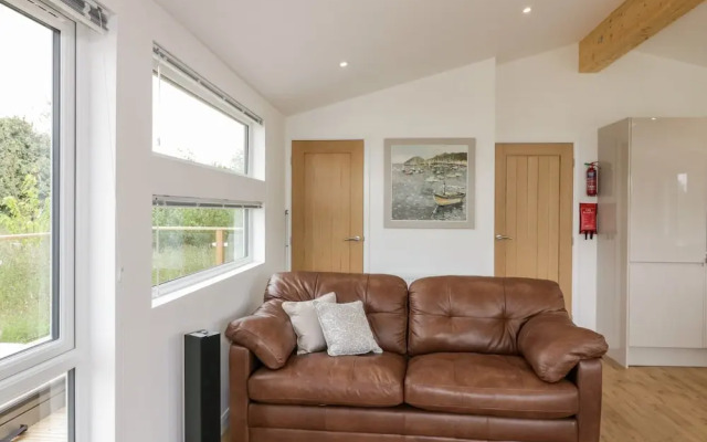 7 Meadow Retreat