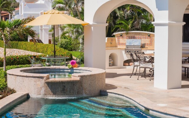 Golfers Paradise Across From Palmilla Beach at Villas del Mar 212