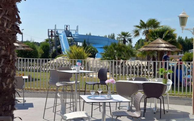 Camping Les Places Dorees