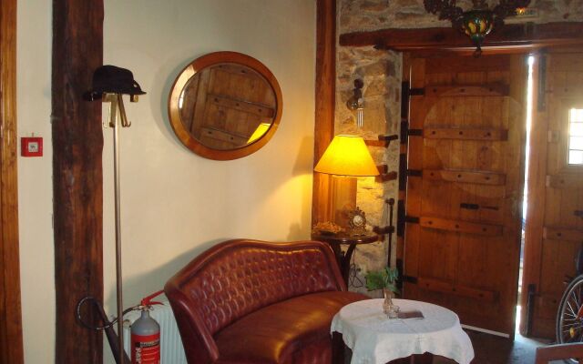 Oikia Alexandrou Traditional Inn