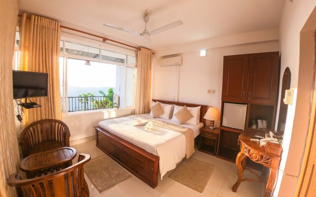 Romance Hills Hotel