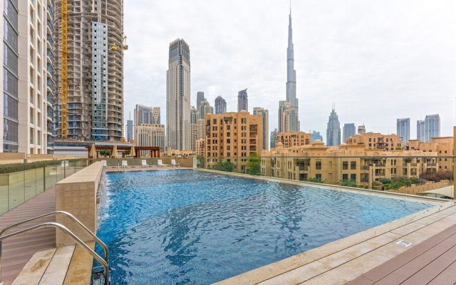 Homesgetaway-Bellevue Tower Downtown 1BR