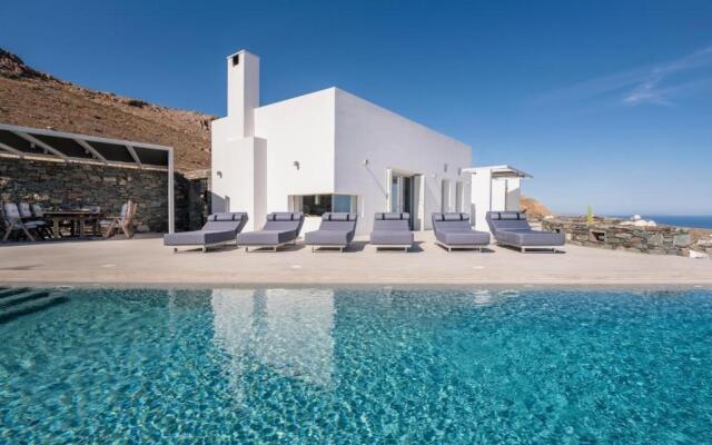Villa Nites in Syros