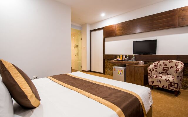 Night Hotel