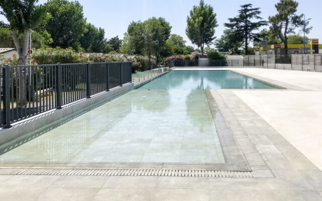 Camping La Plage (AGL272)