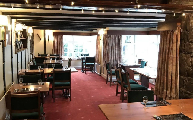 Trewern Arms Hotel