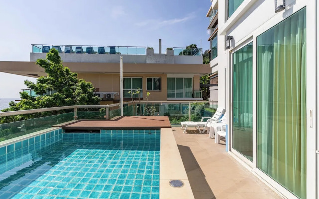 The Baycliff By Villacarte