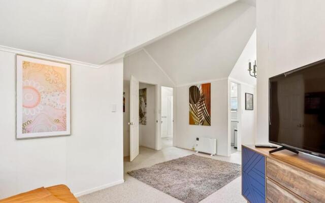 Charming 3 Bedroom Home In Tranquil Rural Karaka