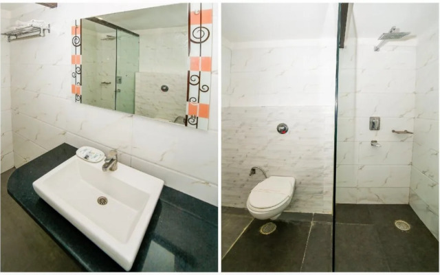 Hotel Shelter by OYO Rooms