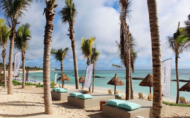 Bahia Principe Vacation Rentals - Five-Bedroom House