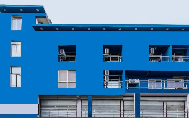 Oyo 16393 Jmc Blue Inn