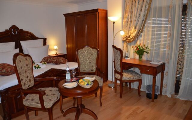 Princess Romantic Hotel