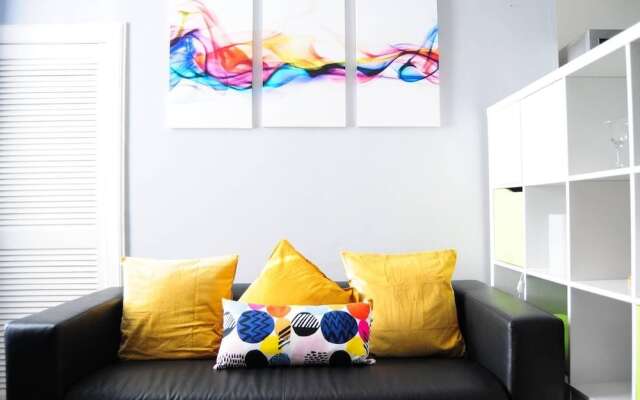 Glasgow Apartment Transport Links & Street Parking