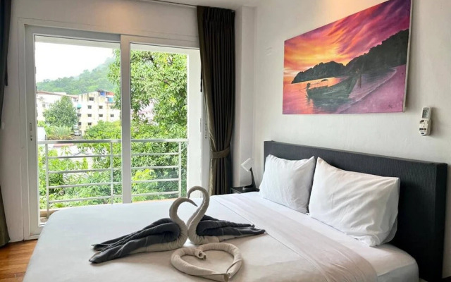 6 37 2 Bedroom 2baths 1 km Walking to Patong Beach