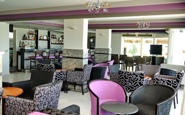 Akti Dimis Hotel
