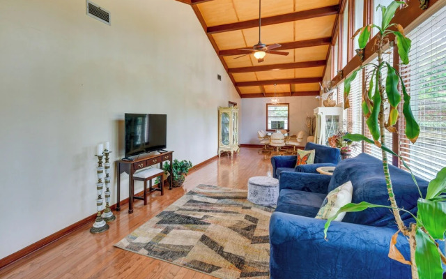 Spacious Montgomery Home ~ 3 Mi to Downtown!