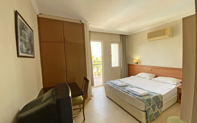 Select Apart Hotel