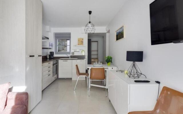 Appartement Cauterets, 1 pièce, 2 personnes - FR-1-401-175