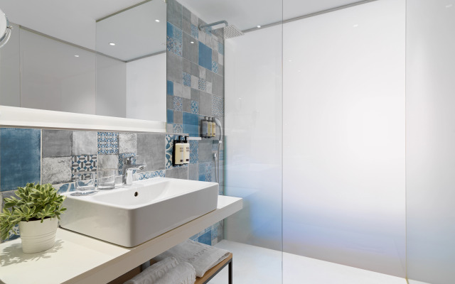 Отель H10 Casa del Mar