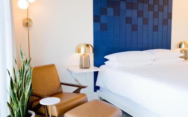Skyview Hotel