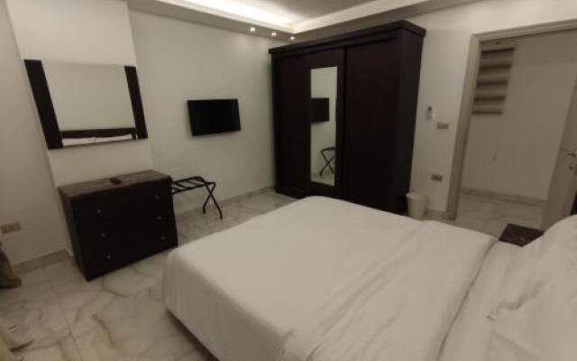 Le Royal Residence 2