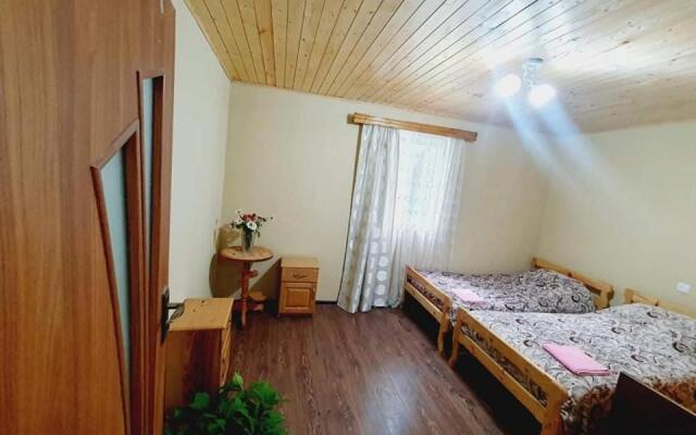 Elenaa Guesthouse