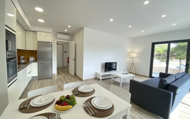 Quarteira Modern by Homing