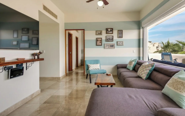 Chic Cabo Condo - Walk to Marina & Downtown!