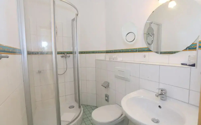 Café & Hotel am Holzhafen