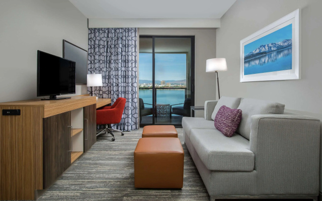 Hampton Inn & Suites Reno/Sparks