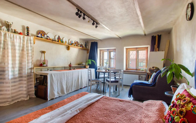 Art-Home (Арт-Хом) на 3-й линии Васильевского острова