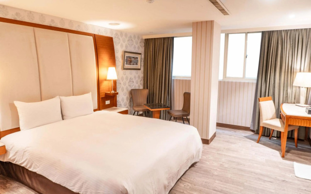 Elegance Hotel Taipei