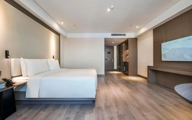 Yangjiang Jiangcheng Junyi Square Atour X Hotel
