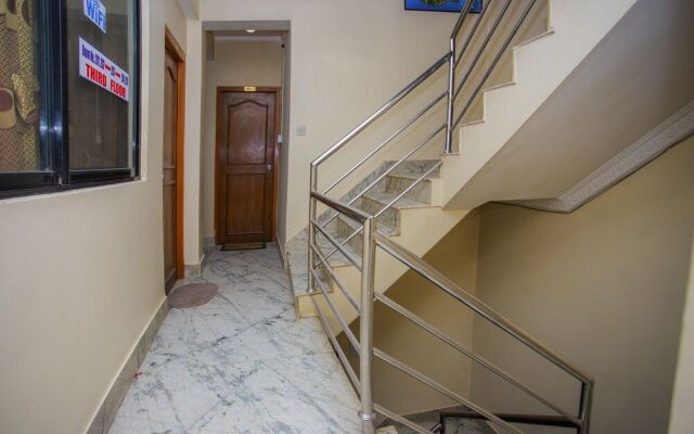 OYO 305 Hotel Gauri