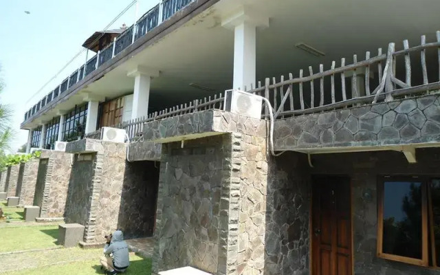 De'Tuik Resto & Resort
