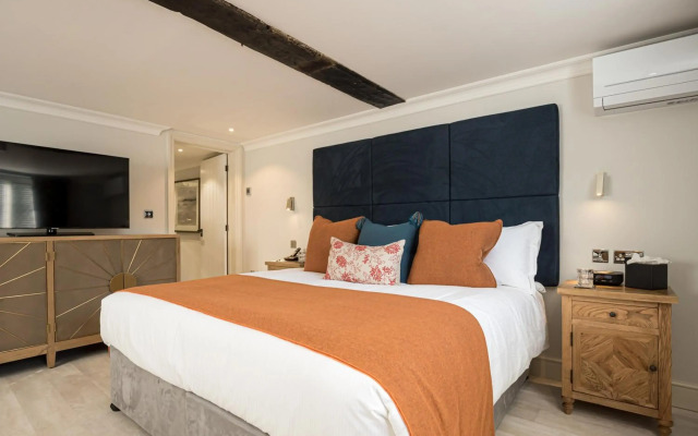 Great Fosters - A Small Luxury Hotel