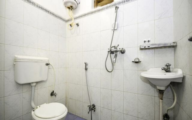 OYO 10704 Hotel Lake Haveli