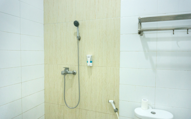 RedDoorz Plus @ Ende City Center