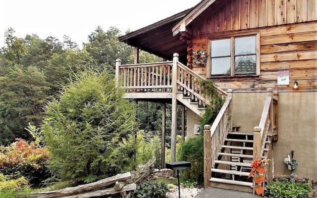 Honey Tree - Studio Cabin