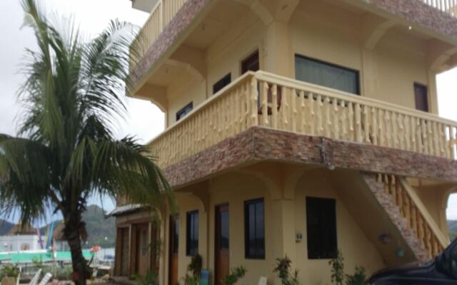 Coron Reef Pension House