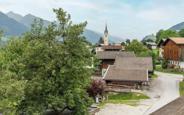 Top Holiday Apartment in Piesendorf