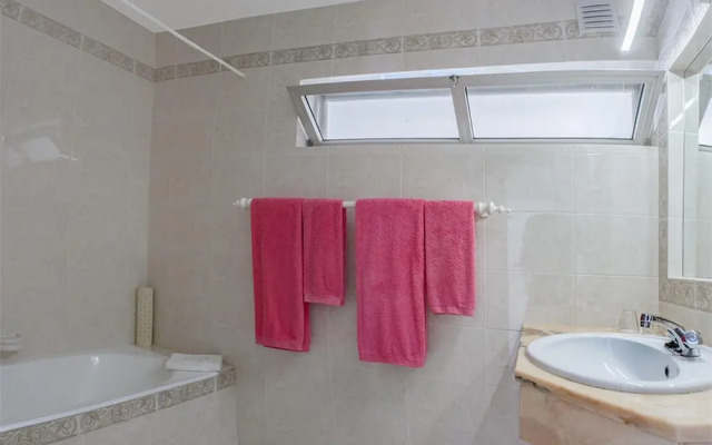 Quinta Paraiso da Mia 2-bedr Apartment in Luz