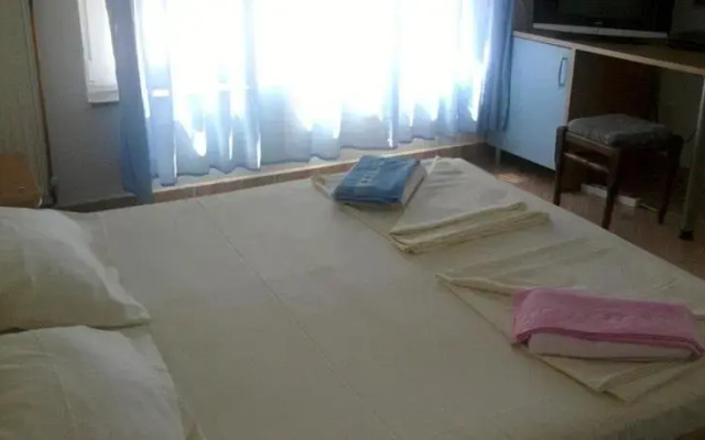 Riva Hotel
