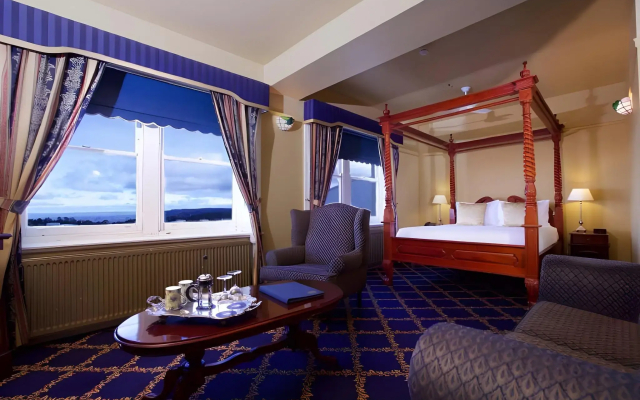 The Carrington Hotel