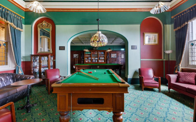 The Carrington Hotel