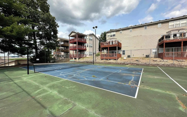 Osage Oasis Unmatched Views, Convenient Location