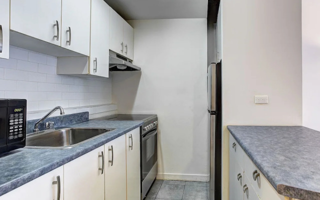 Destination Stays McGill Plaza DT MTL